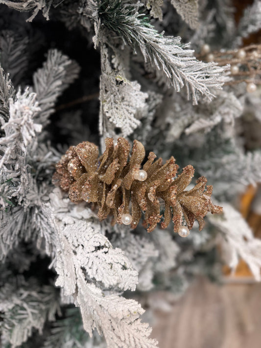 Pinecone with Pearl Pick