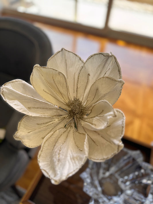 Winter White Sparkle Bloom